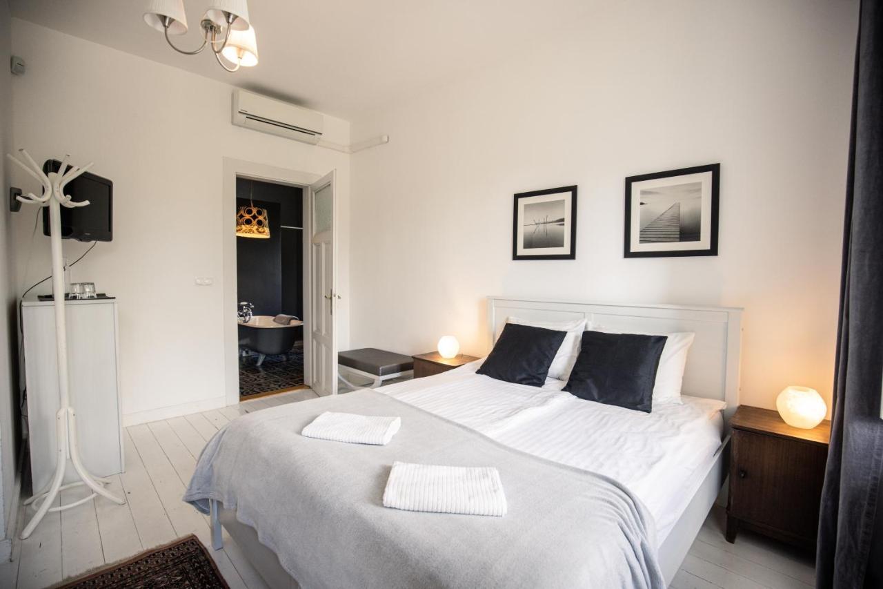 Manor Apartments, שצ'ופק מראה חיצוני תמונה