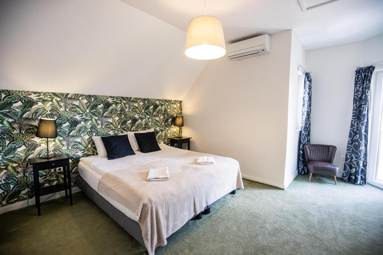 Manor Apartments, שצ'ופק מראה חיצוני תמונה