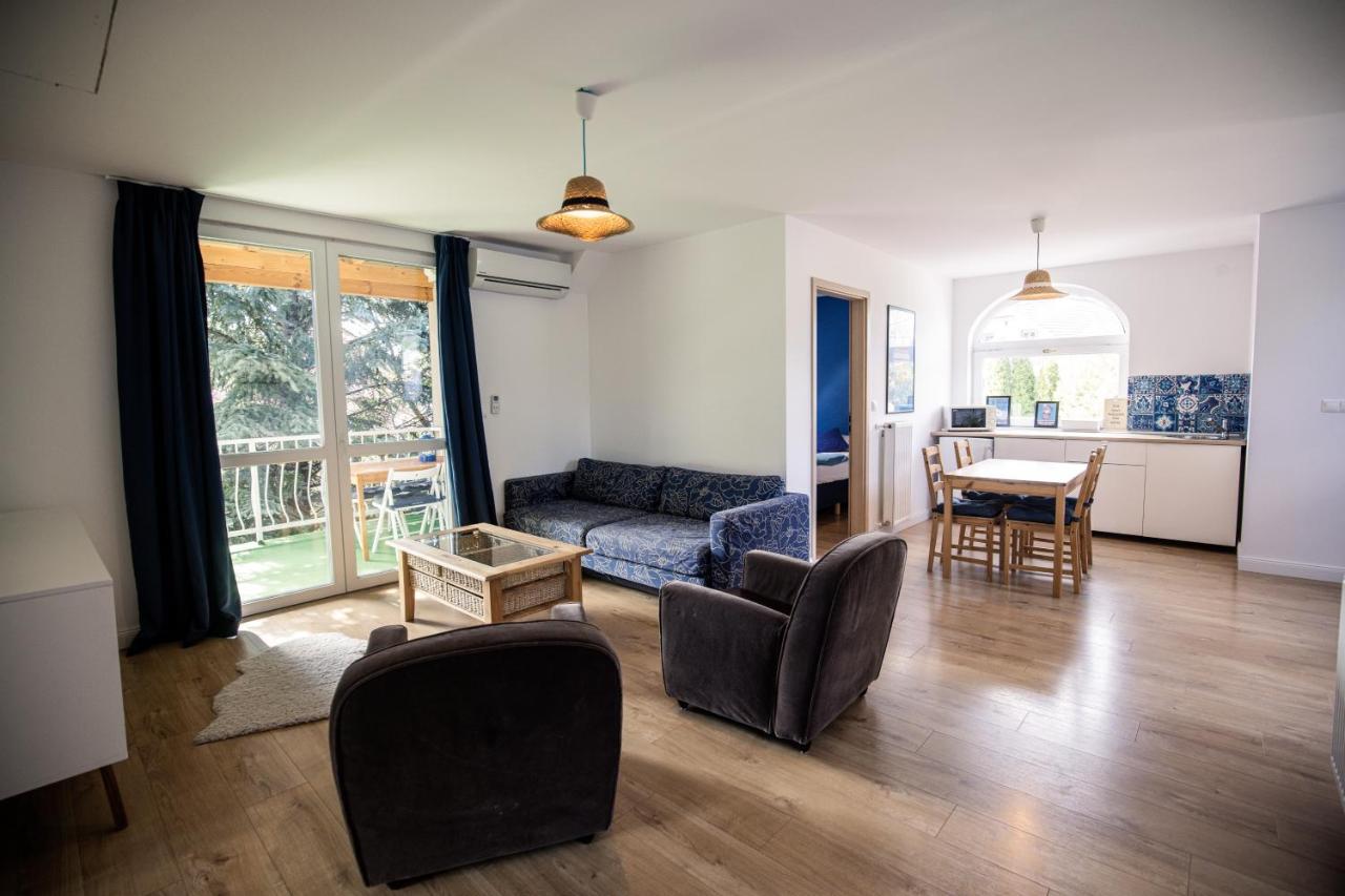 Manor Apartments, שצ'ופק מראה חיצוני תמונה